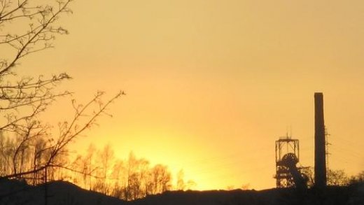 Musíme mít svobodu spalovat ropu a uhlí?