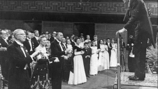 Náhoda a nutnost. Recenze: Jacques Monod v zrcadle dnešní doby (Anton Markoš, ed.)