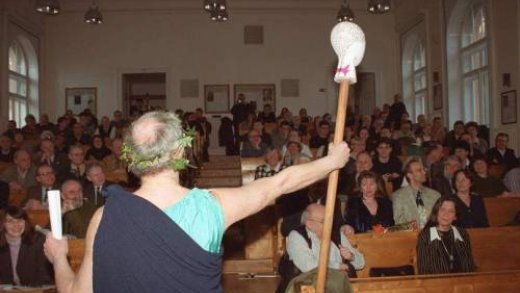 Stříbrný Bludný balvan v kategorii jednotlivců za rok 2000 - Vladimír Kubeš