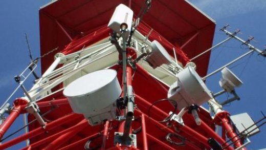 Neionizující elektromagnetická pole a záření